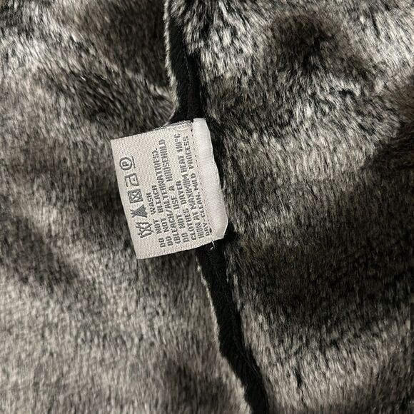 Earl Ruthenburg size 2 Sherpa coat - Picture 4 of 6